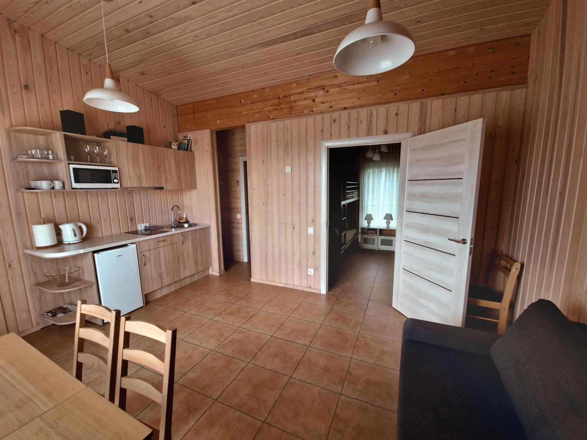 Sila Terases Aparthotel Madona Quarto foto